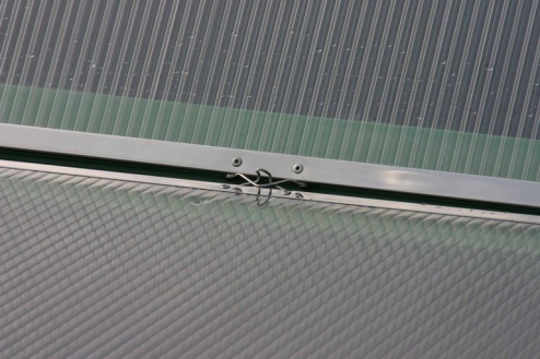 Schwimmende Teichabdeckung 1x0,5 m